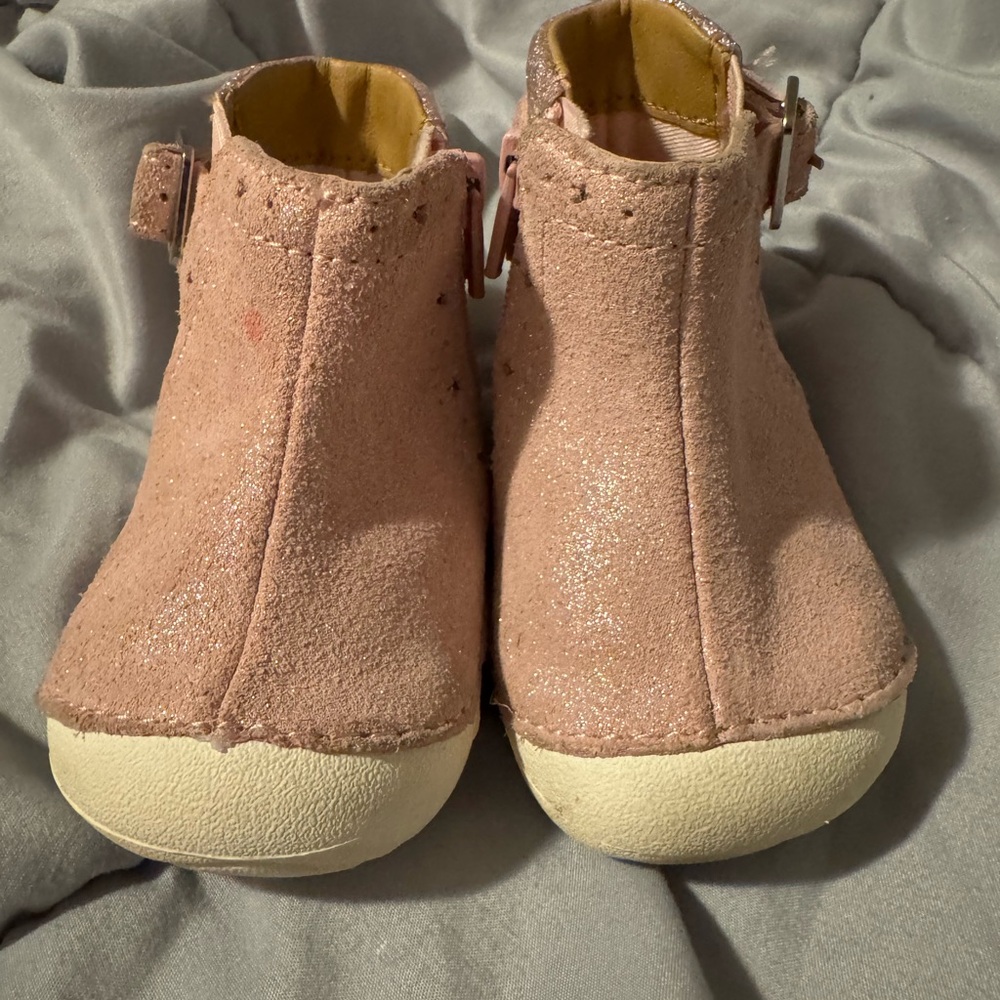 Girls light pink Stride Rite Boots